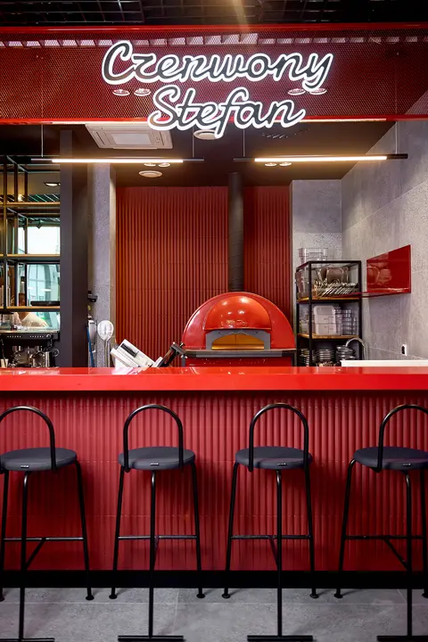 Czerwony Stefan – pizzeria neapolitańska na Woli, ul. Giełdowa 4 w Warszawie