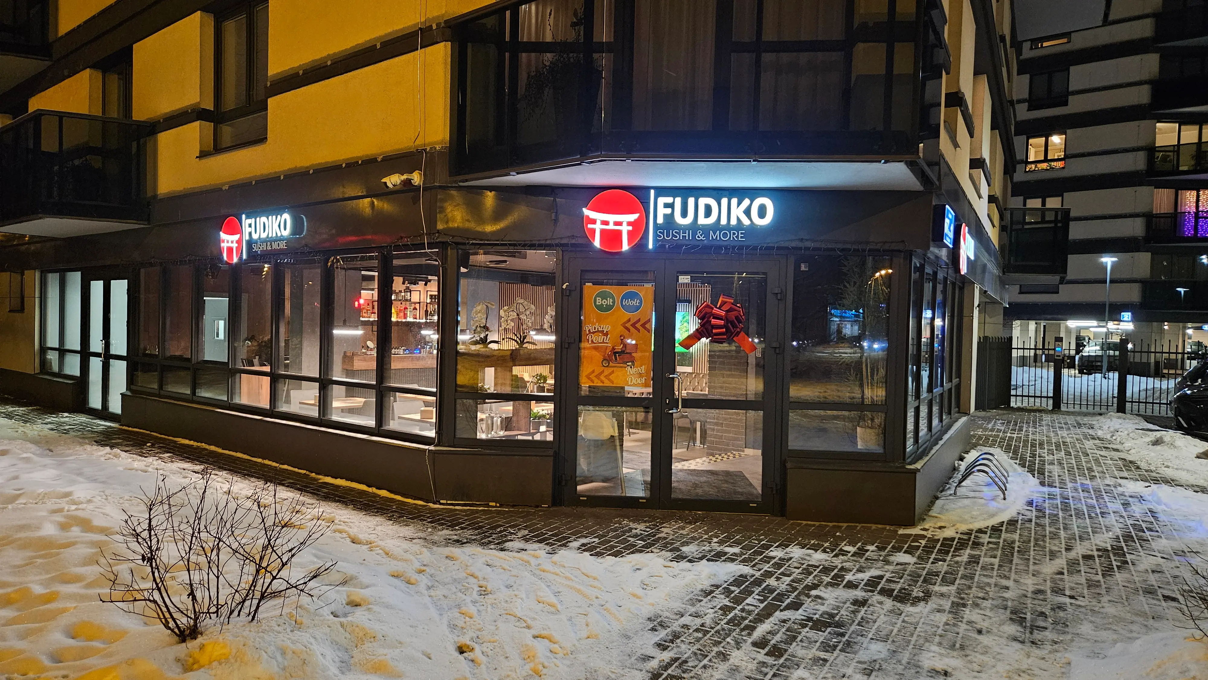 FUDIKO Sushi & More restorāns Ūnijas ielā 67 k-1 — piegāde Rīgā un Pierīgā