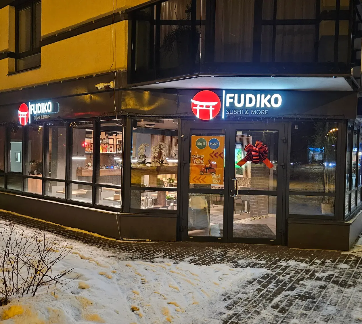 FUDIKO Sushi & More restorāna fasāde Purvciemā, Rīgā